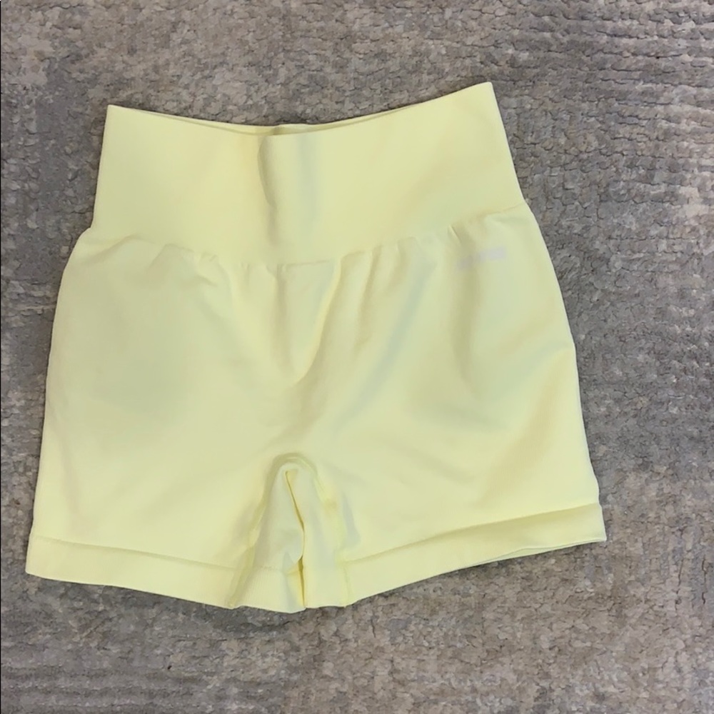 Bo+Tee athletic shorts